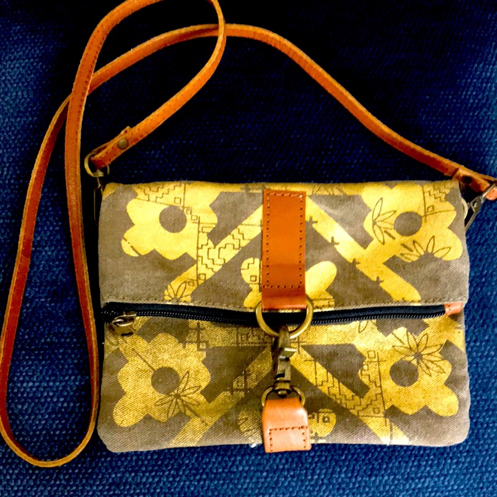 Gorgeous gold on brown Mona B bag